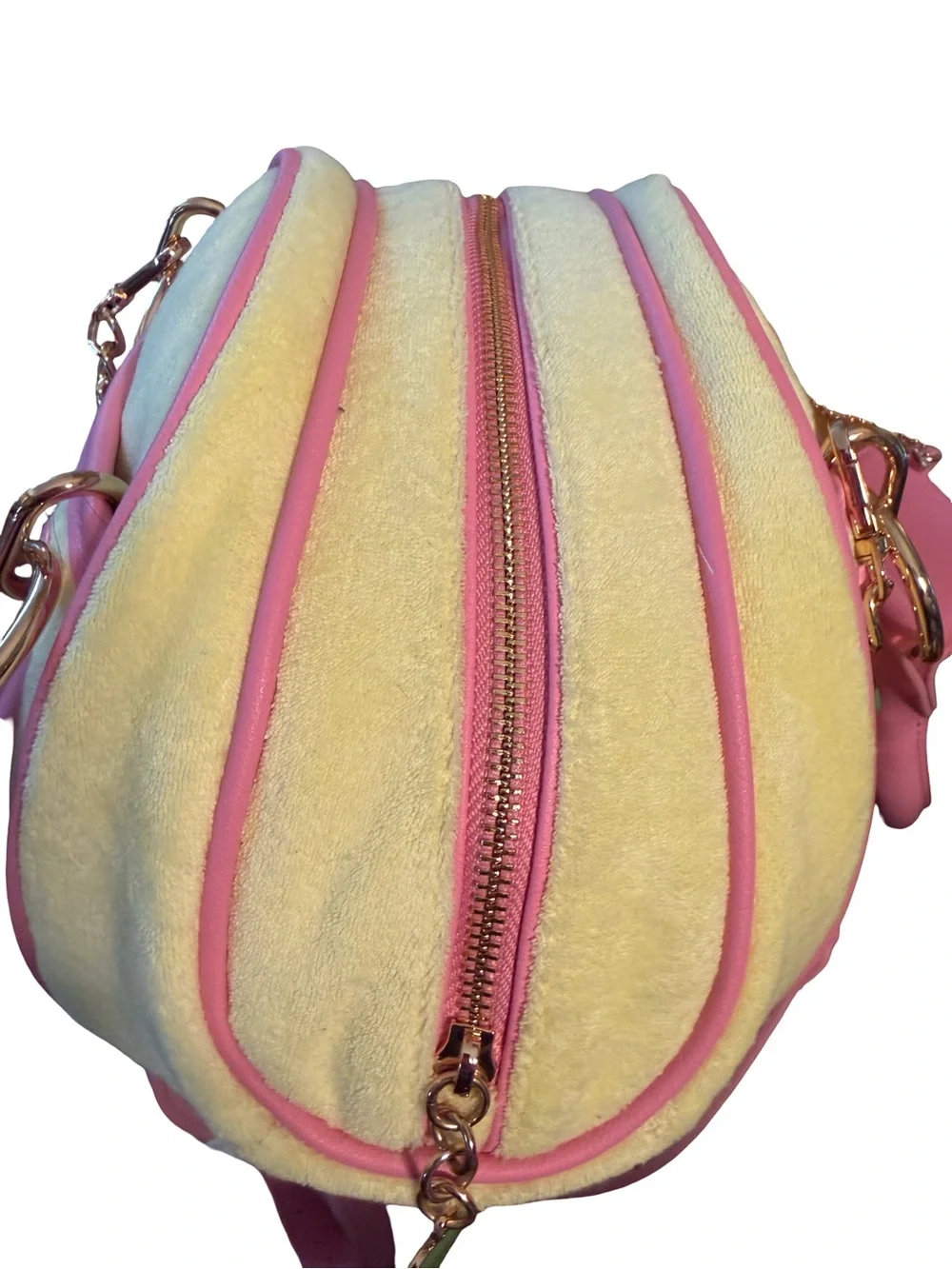 Juicy Couture NWT Classic Juicy Yellow & Pink Satchel with Pink Logo (P250)